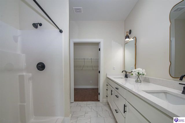 295 Piping Rock Road, Brandenburg, KY 40108