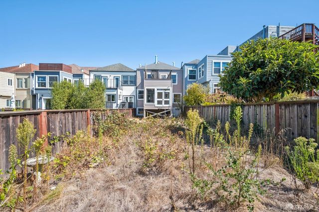 551 9th Avenue, San Francisco, CA 94118
