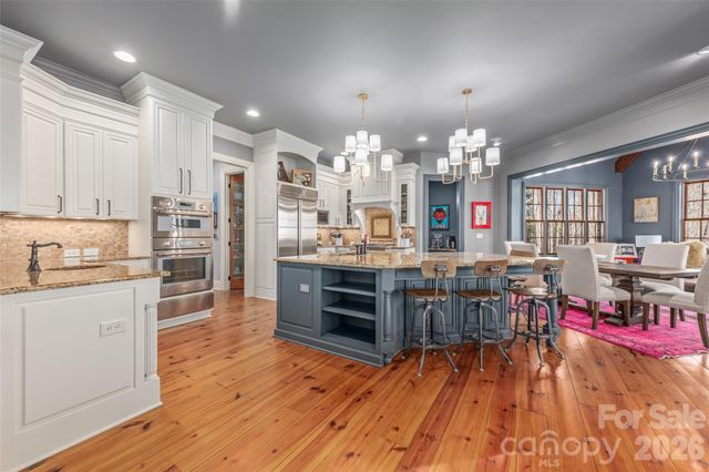 8610 Highgrove Street, Charlotte, NC 28277