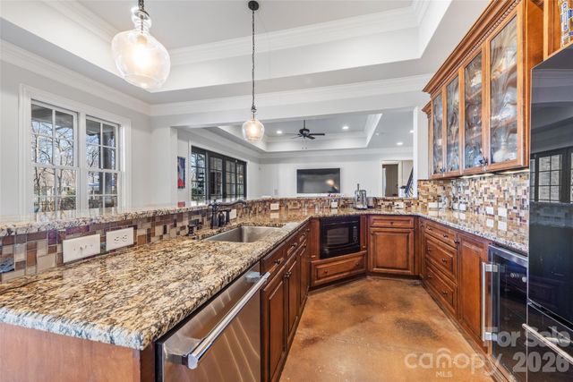 8610 Highgrove Street, Charlotte, NC 28277