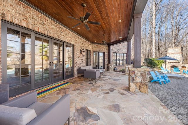 8610 Highgrove Street, Charlotte, NC 28277