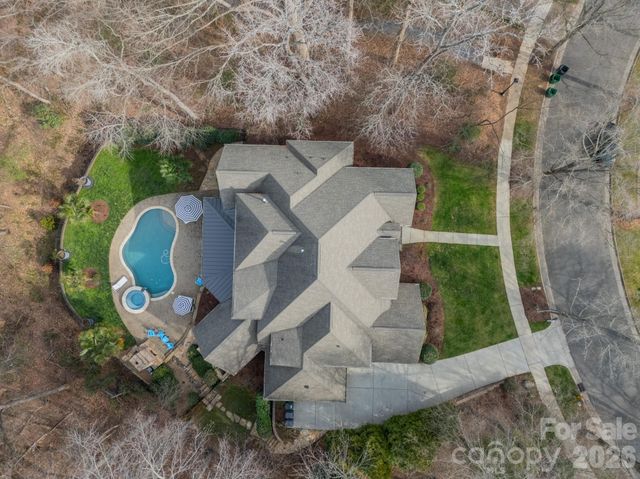 8610 Highgrove Street, Charlotte, NC 28277