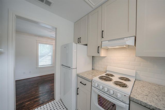 811-A Woodard St, Houston, TX 77009