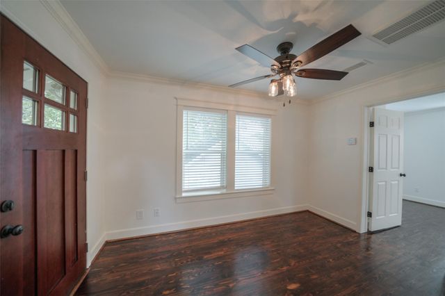 811-A Woodard St, Houston, TX 77009