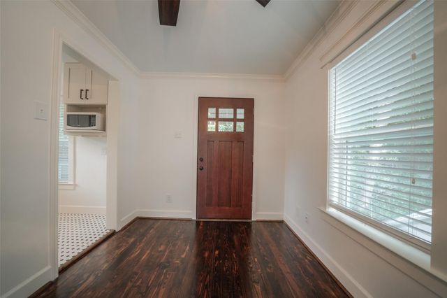 811-A Woodard St, Houston, TX 77009