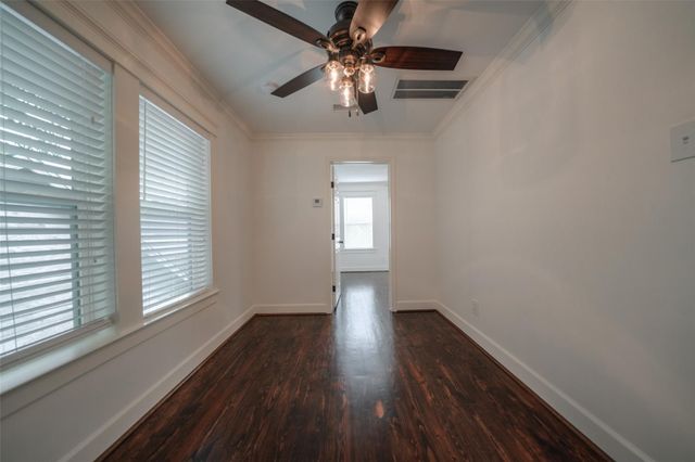 811-A Woodard St, Houston, TX 77009