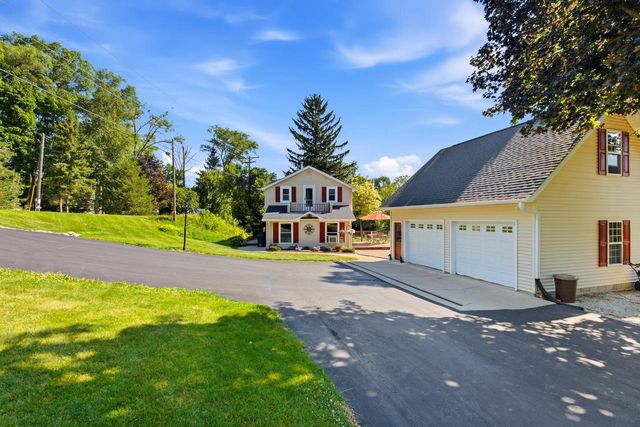 N45W32509 Watertown Plank ROAD, Nashotah, WI 53058