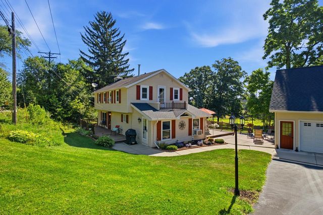 N45W32509 Watertown Plank ROAD, Nashotah, WI 53058