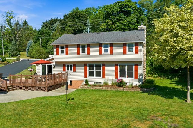 N45W32509 Watertown Plank ROAD, Nashotah, WI 53058