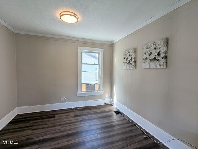900 Grover Street, Johnson City, TN 37601