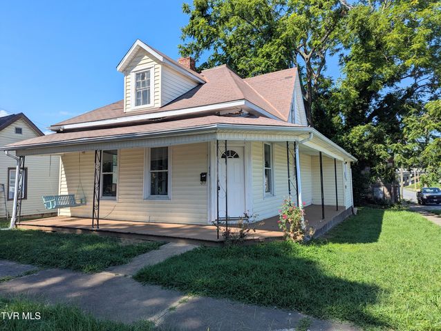 900 Grover Street, Johnson City, TN 37601
