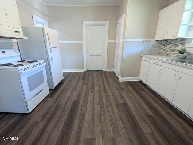900 Grover Street, Johnson City, TN 37601