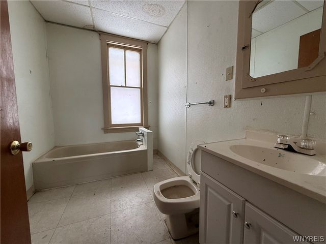 1317 Niagara Avenue, Niagara Falls, NY 14305