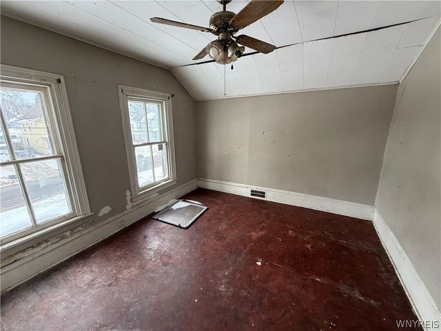 1317 Niagara Avenue, Niagara Falls, NY 14305