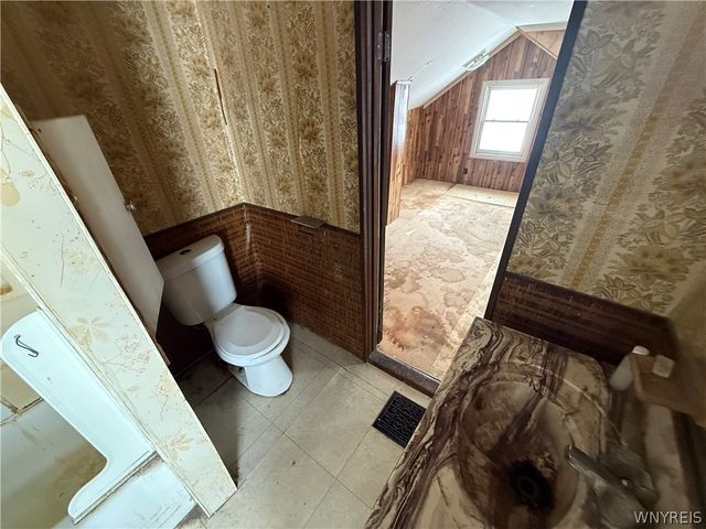 1317 Niagara Avenue, Niagara Falls, NY 14305