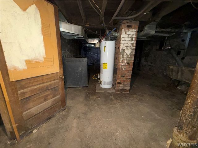 1317 Niagara Avenue, Niagara Falls, NY 14305