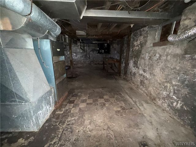 1317 Niagara Avenue, Niagara Falls, NY 14305