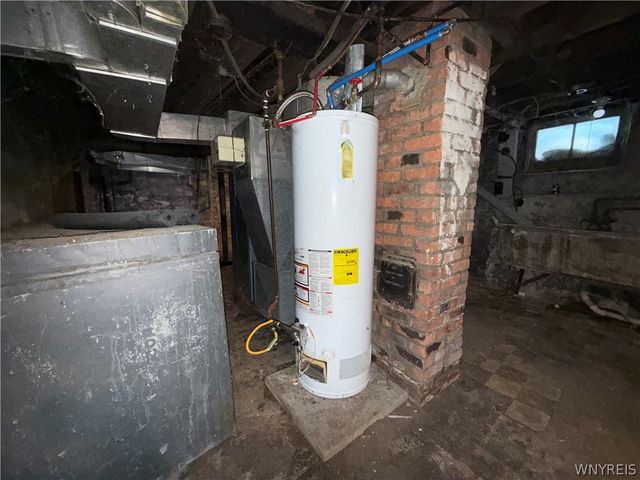 1317 Niagara Avenue, Niagara Falls, NY 14305