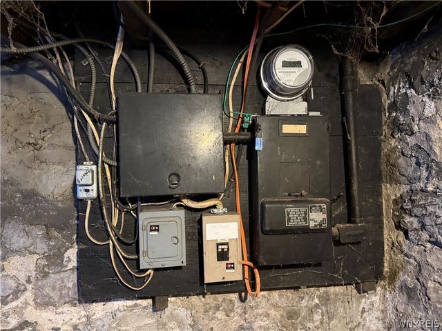 1317 Niagara Avenue, Niagara Falls, NY 14305