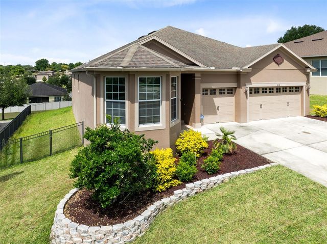 30139 HACKNEY LOOP, Mount Dora, FL 32757