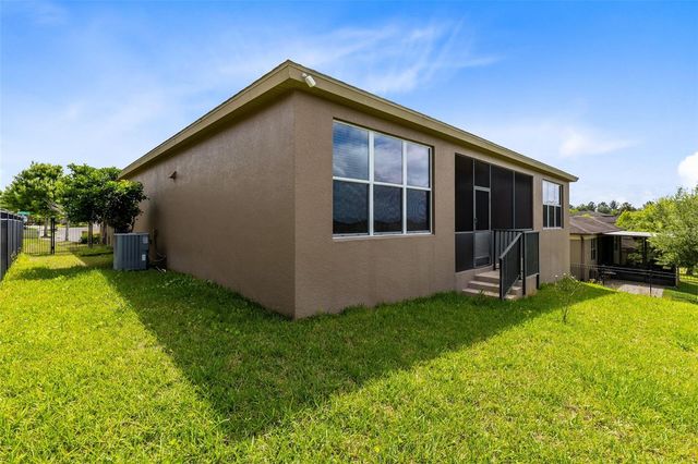 30139 HACKNEY LOOP, Mount Dora, FL 32757