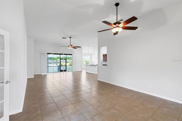 30139 HACKNEY LOOP, Mount Dora, FL 32757