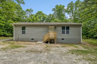 25 Stirling Rd, Camden, TN 38320