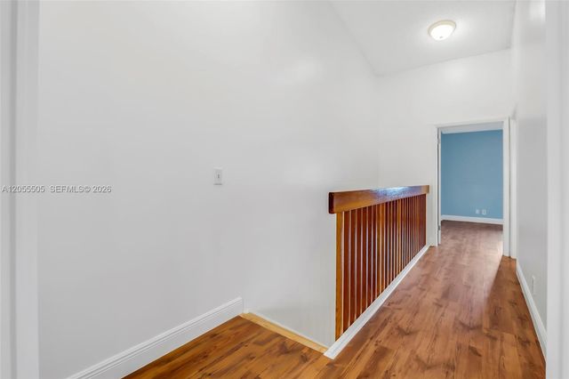 7050 SW 42nd Court, Davie, FL 33314