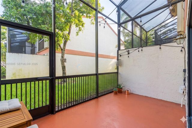 7050 SW 42nd Court, Davie, FL 33314