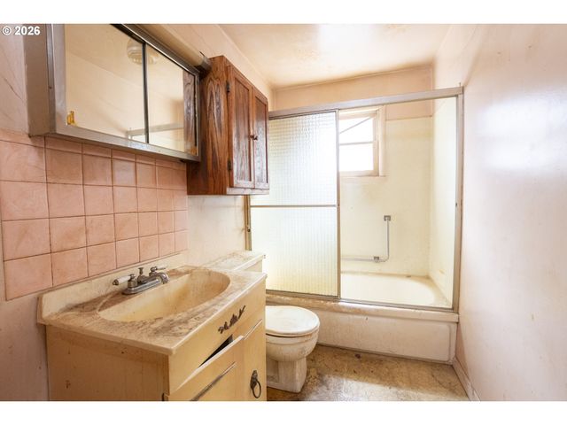 1645 MISSISSIPPI Ave, Eugene, OR 97403