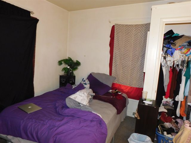 930 Cottage Avenue, Kalamazoo, MI 49001