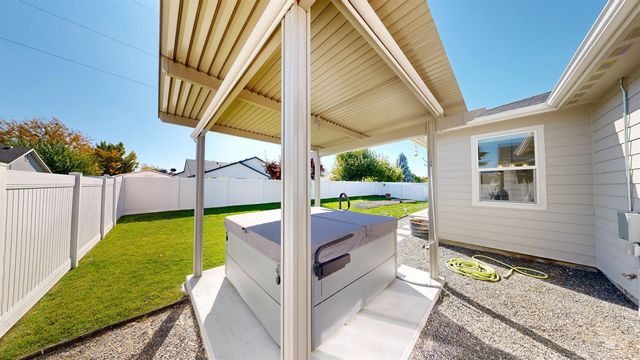 4155 Whistling Heights Way, Nampa, ID 83687