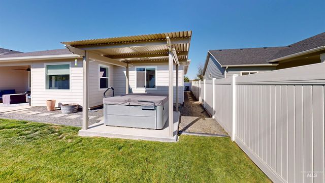 4155 Whistling Heights Way, Nampa, ID 83687