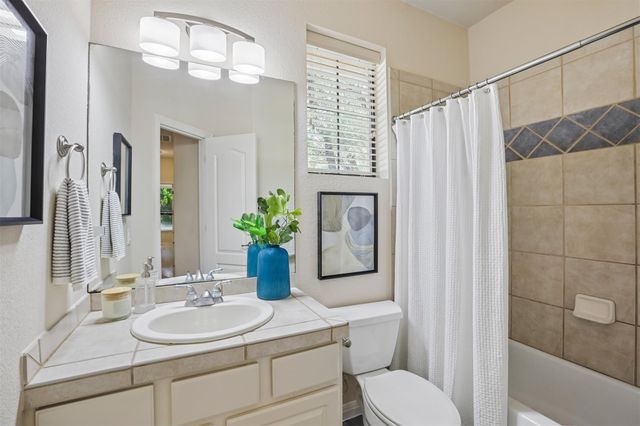 4213 Wild Iris LN, Austin, TX 78727