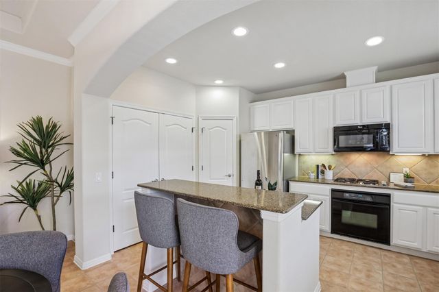 4213 Wild Iris LN, Austin, TX 78727