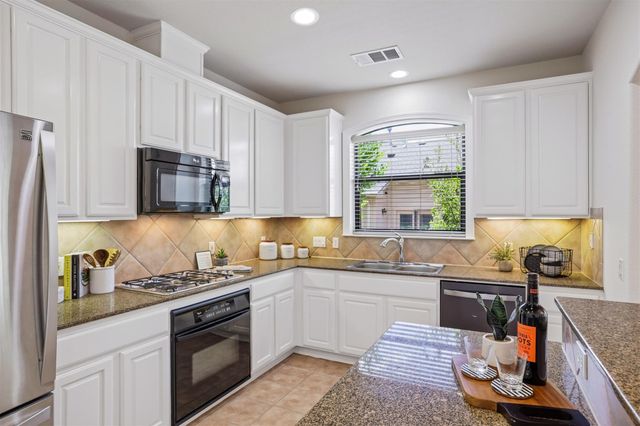 4213 Wild Iris LN, Austin, TX 78727