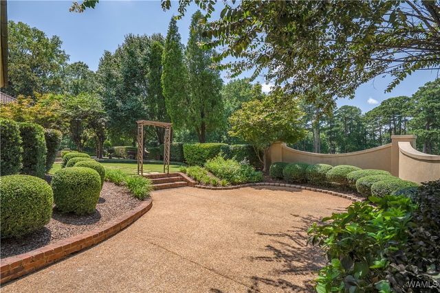 1402 Indian Hills, Tuscaloosa, AL 35406