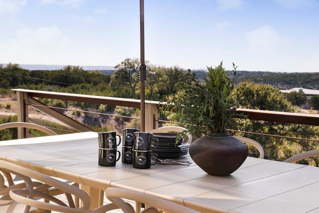 1300 Skyline Ridge Lookout, Wimberley, TX 78676