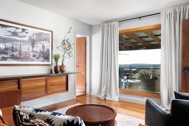 1300 Skyline Ridge Lookout, Wimberley, TX 78676