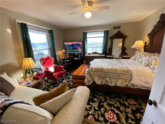 101 Ridgeway Street, Struthers, OH 44471