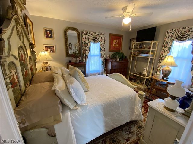 101 Ridgeway Street, Struthers, OH 44471