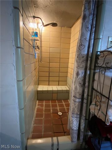 101 Ridgeway Street, Struthers, OH 44471