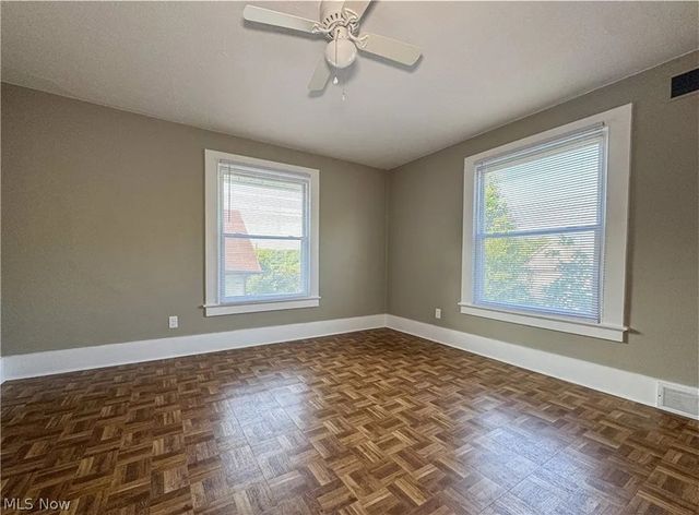 101 Ridgeway Street, Struthers, OH 44471