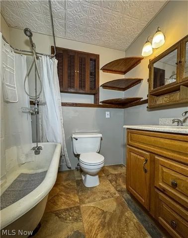 101 Ridgeway Street, Struthers, OH 44471