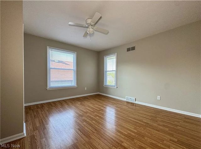 101 Ridgeway Street, Struthers, OH 44471