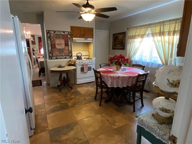 101 Ridgeway Street, Struthers, OH 44471