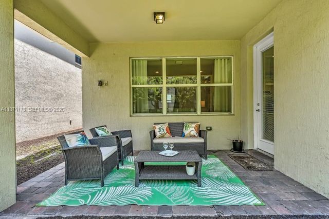 4353 Large Leaf Lane, Hollywood, FL 33021
