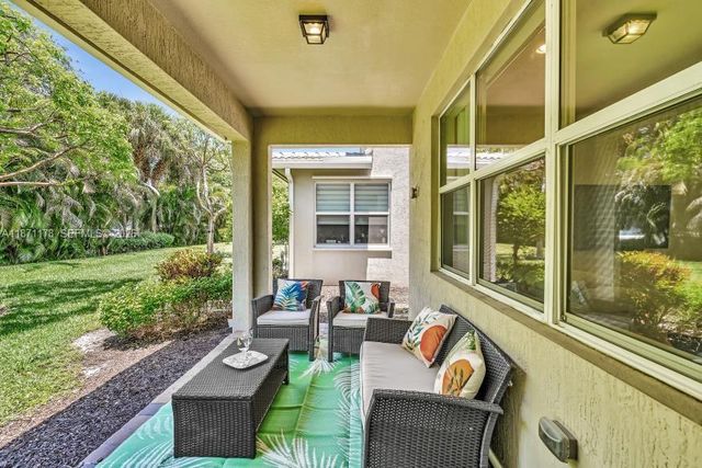 4353 Large Leaf Lane, Hollywood, FL 33021