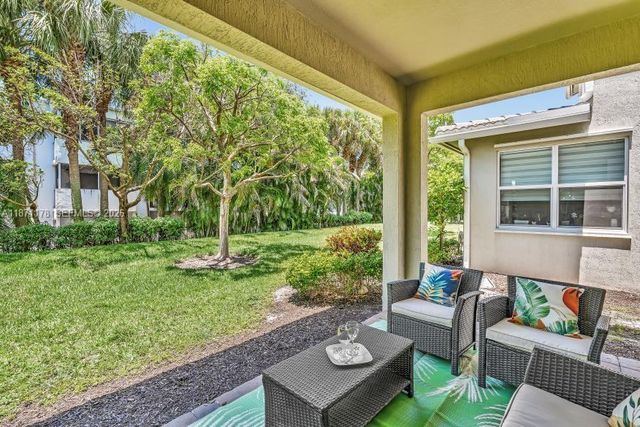 4353 Large Leaf Lane, Hollywood, FL 33021