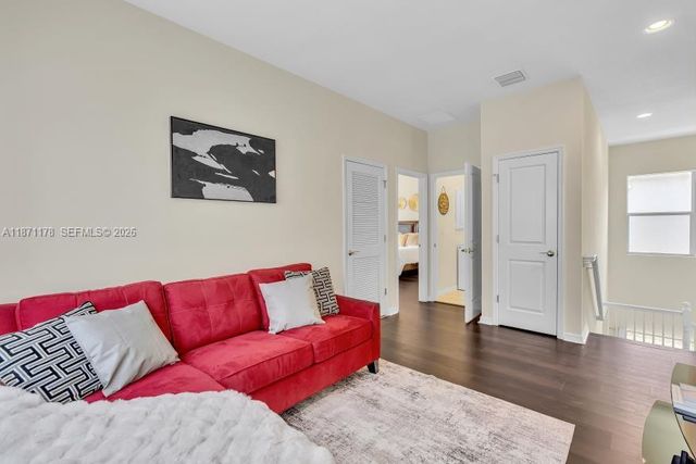 4353 Large Leaf Lane, Hollywood, FL 33021